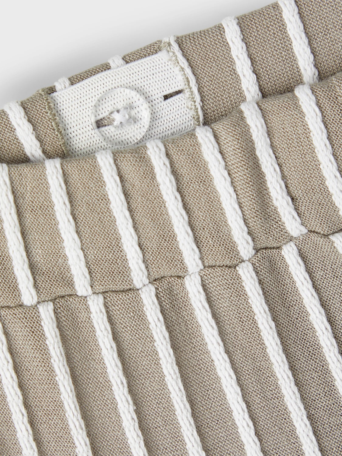 Gestreifte Babyshorts