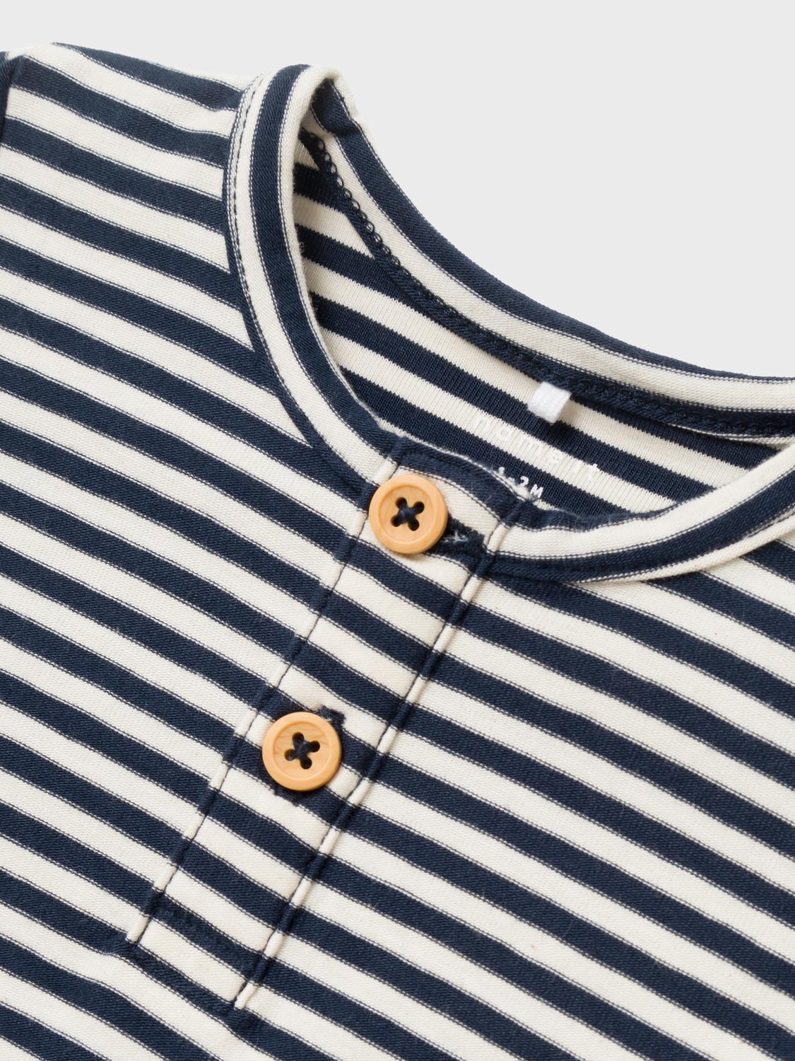 Gestreiftes Baby T-Shirt mit Knöpfen