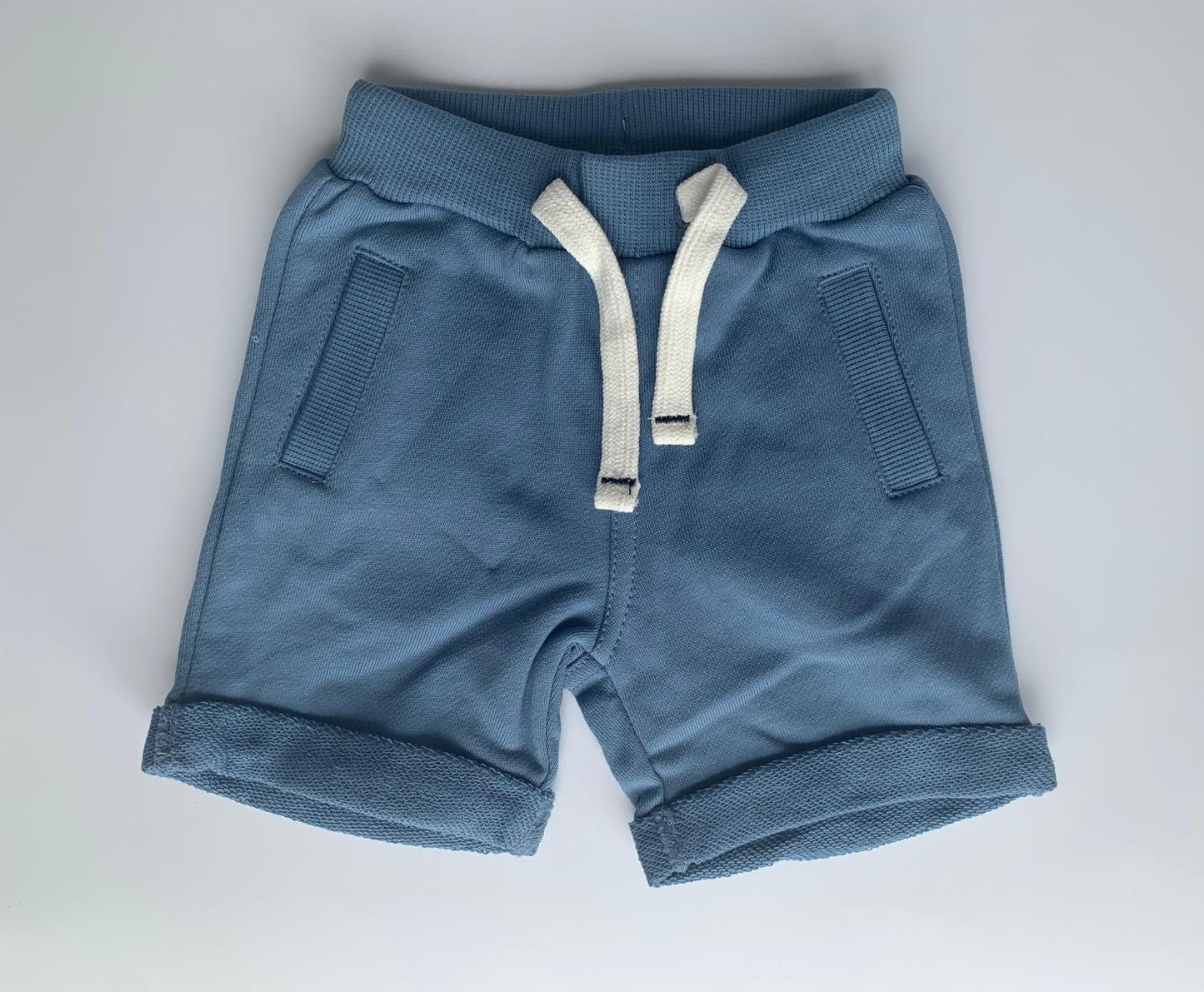 Maritime Shorts a la Mer