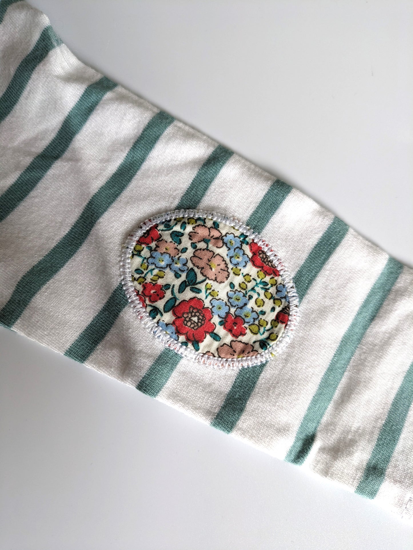 Basic Langarm mit Ellenbogen Patches und Strass