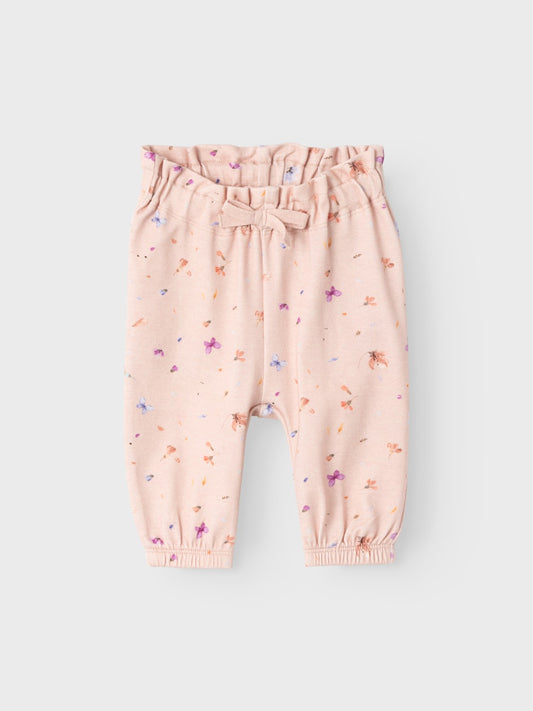 Babyhose mit Blümchen